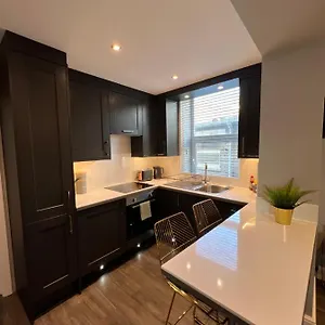  Apartment Peaceful & Stylish