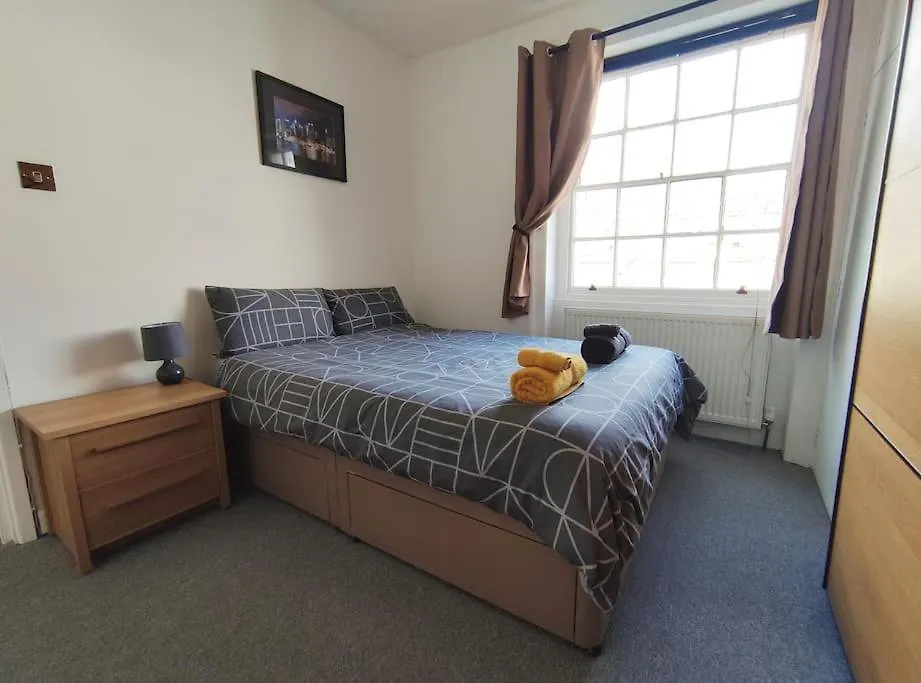Lovely & Bright 1 Bedroom Apartment Near The Beach Brighton